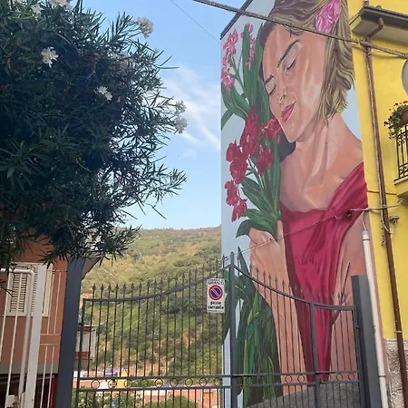 Gole Alcantara Apartment Graniti